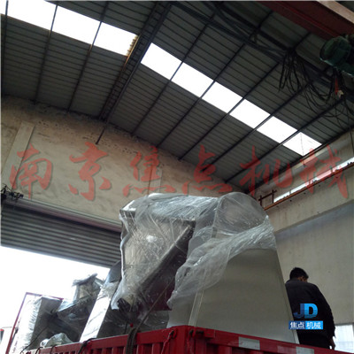 方錐混合機(jī)和三維混合機(jī)發(fā)貨，藥廠(chǎng)專(zhuān)用